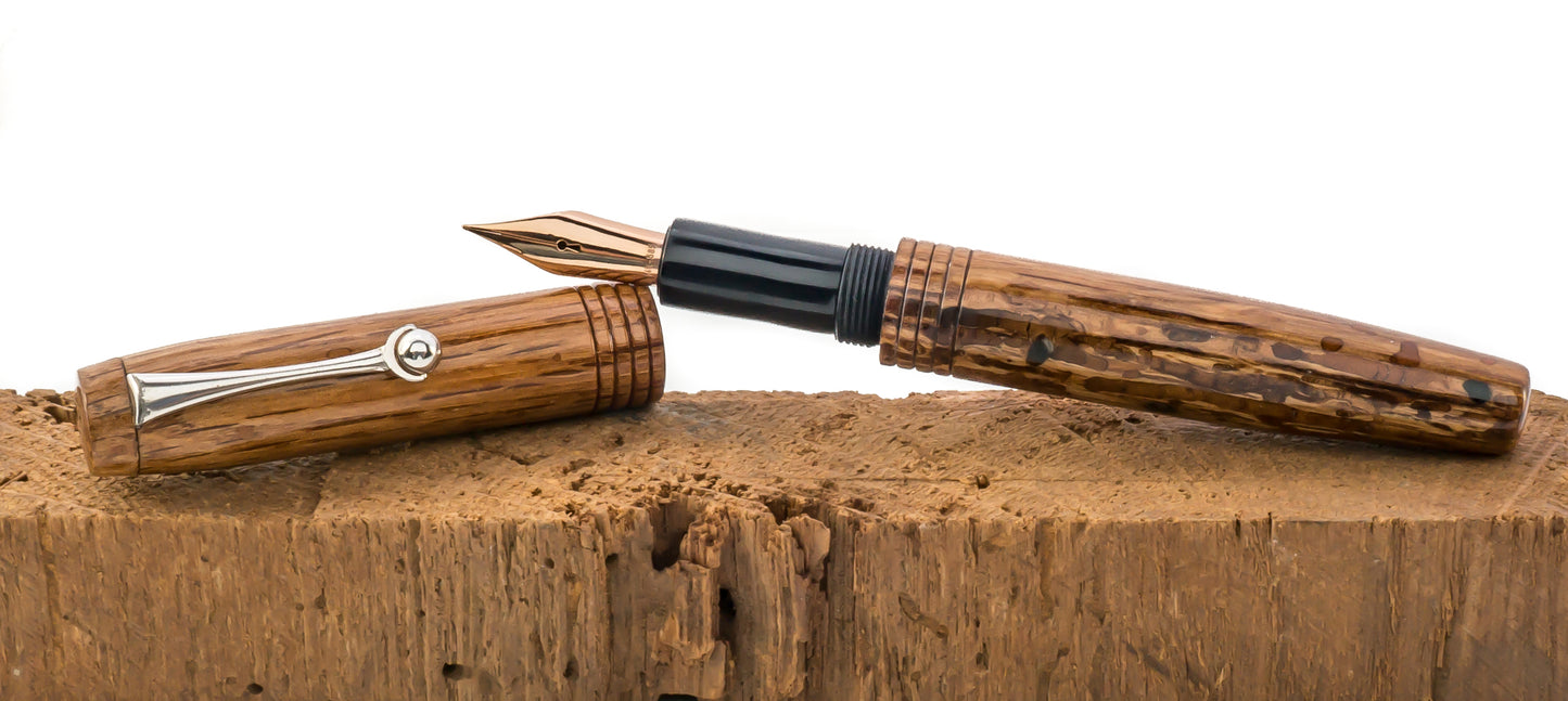 Independence Hall - 1st Edition Witness Wood® Fountain Pen
